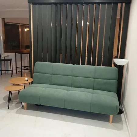 Cozy Confortable Space To *